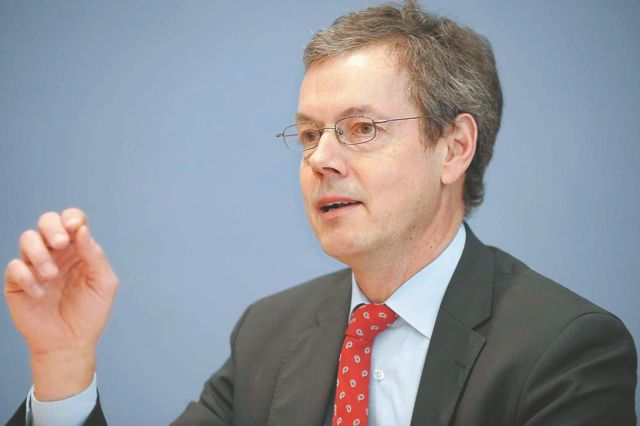 Εσφαλμένη η εντύπωση ότι η Ελλάδα δεν εφαρμόζει μέτρα, λέει ο Π.Μπόφινγκερ