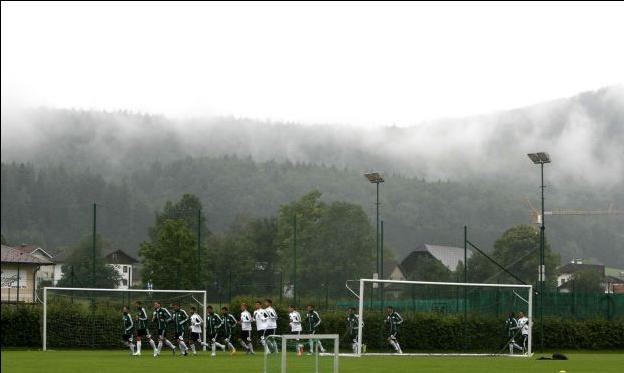 «Πονεμένοι» Φερέιρα και Βελάσκες