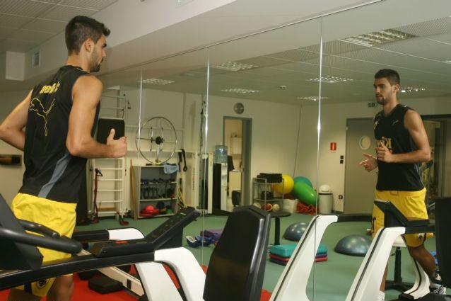 Ατομικό ο Κοντοές, τρίπλεξ το πρωί της Τρίτης για τους παίκτες της ΑΕΚ