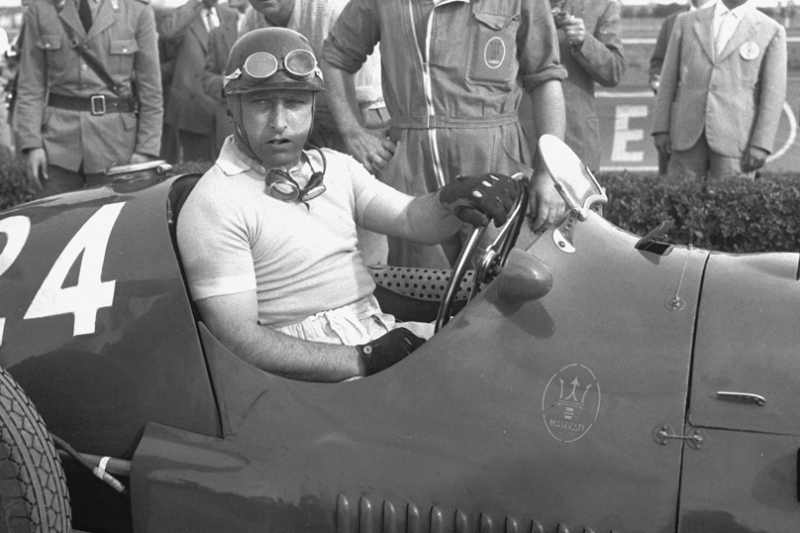 Η φωτογραφία της ημέρας – Τετάρτη 18 Ιουλίου: Ο J. Μ. Fangio συμμετέχει στον πρώτο του αγώνα στην F1