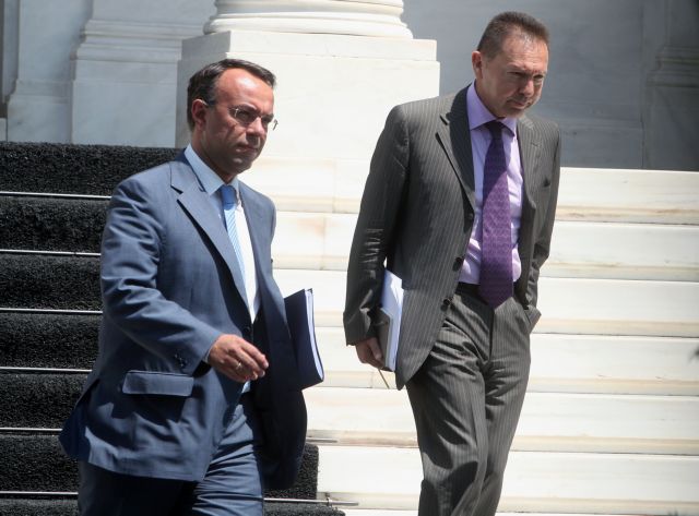 Δεν αποκλείει οριζόντιες περικοπές για εξεύρεση των 11,5 δισ. ευρώ το ΥΠΟΙΚ