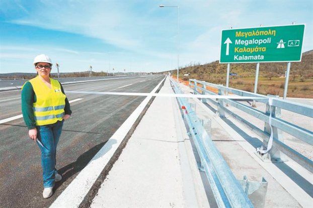 Τη Δευτέρα παραδίδεται το οδικό τμήμα Κυπαρισσίας-Καλαμάτας
