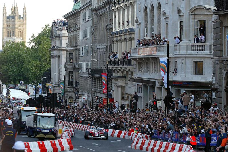 Το Λονδίνο είναι υποψήφιο για αγώνα F1 αλλά οι περιβαλλοντολόγοι αντιδρούν