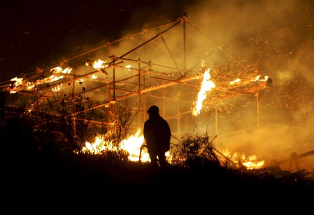 Πυρκαγιά στην Τσινετσιτά που απειλείται με αφανισμό