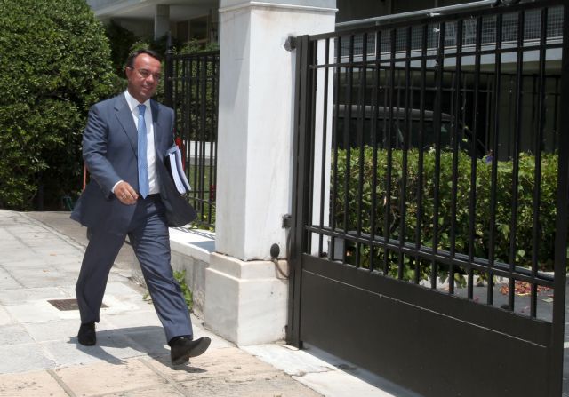 Έλεγχος του υπουργείου Οικονομικών για ΔΕΚΟ που δεν έκοψαν μισθούς και επιδόματα