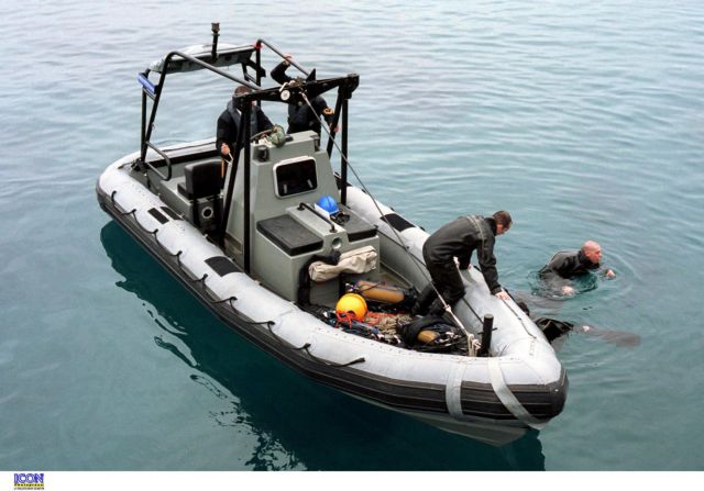 Δύο παλιές νάρκες εντοπίστηκαν στη θαλάσσια περιοχή της Βάρκιζας