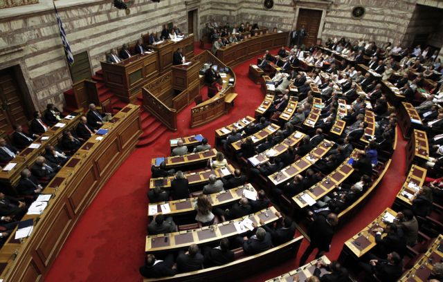 Πυρ ομαδόν από την Αντιπολίτευση με αφορμή την ομιλία Σαμαρά στην ΚΟ της ΝΔ