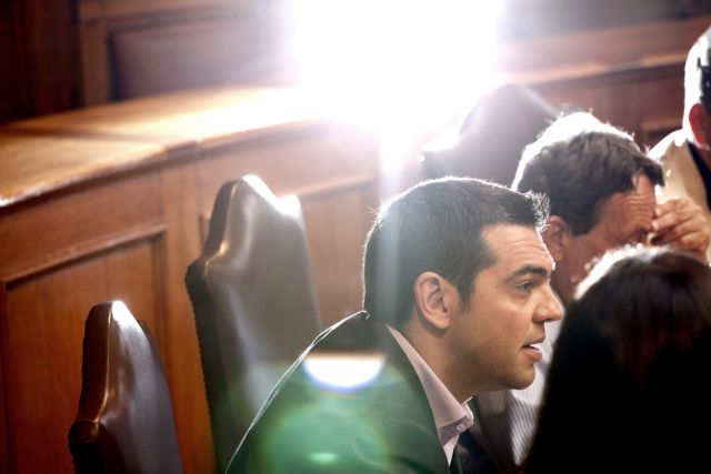 «Νέα Σεισάχθεια» πρότεινε ο Αλ.Τσίπρας, ασκώντας δριμεία κριτική στον Αντ.Σαμαρά