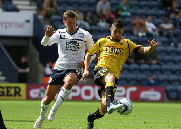 Ήττα της ΑΕΚ από την Πρέστον, είχε δοκάρι ο Τσίτας