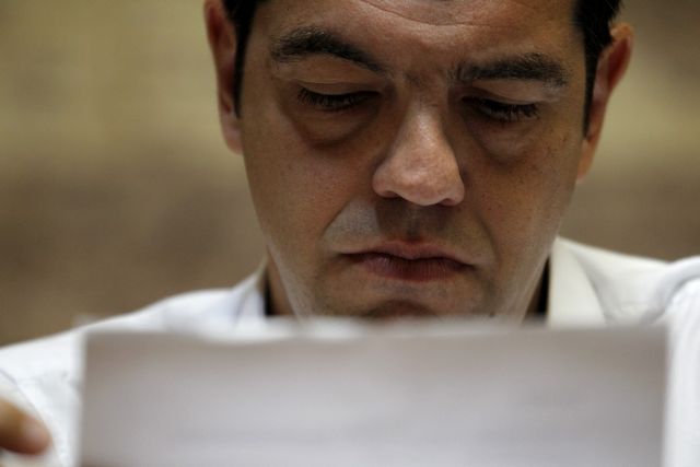 Πρόταση νόμου για τα υπερχρεωμένα νοικοκυριά καταθέτει την Παρασκευή ο ΣΥΡΙΖΑ