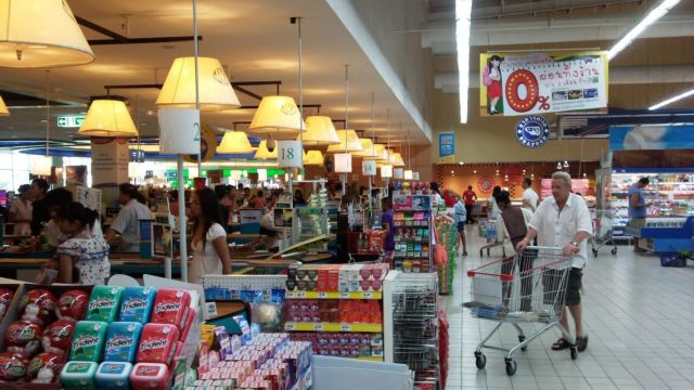 Πράσινο φως από την Επιτροπή Ανταγωνισμού στη συμφωνία για τα Carrefour