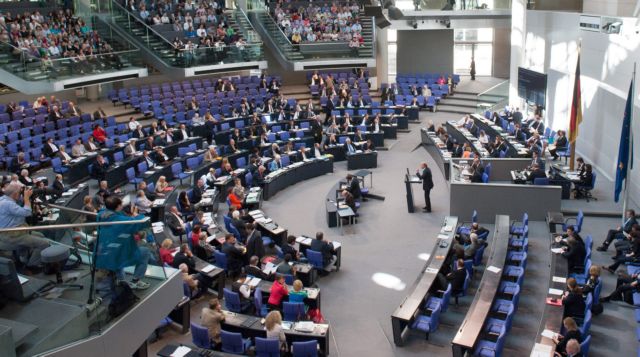 Τα εθνικά Κοινοβούλια «über alles» απαντά η Γερμανία στον Μάριο Μόντι