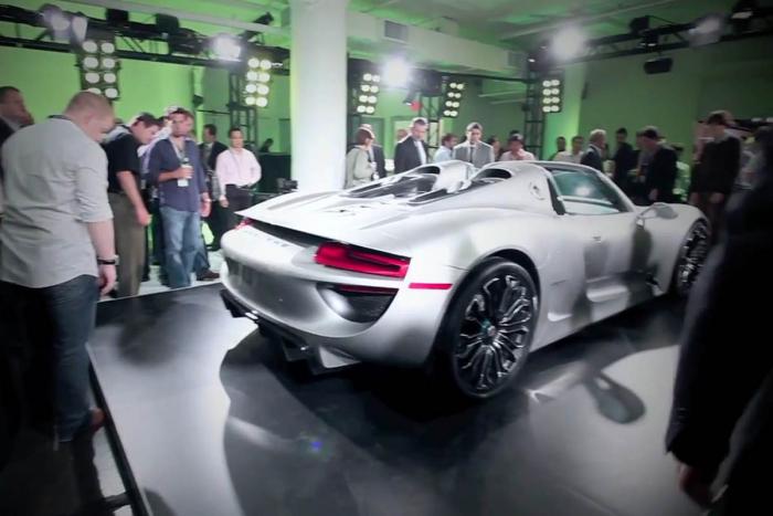 Porsche 918 Spyder 2014: Σε κλειστό κύκλο