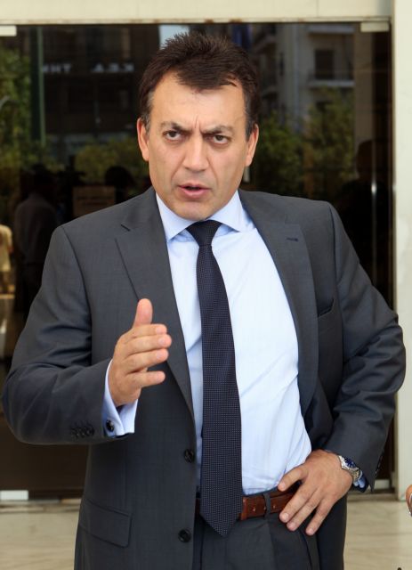 Νόμο για την επιστροφή των «μαϊμού» συντάξεων και επιδομάτων προανήγγειλε ο Γ.Βρούτσης