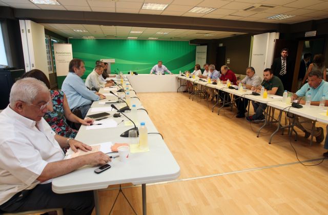 Έντονα προβληματισμένος ο Ευ.Βενιζέλος για τις εξελίξεις στην Ευρωζώνη