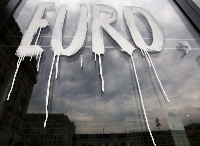 Ο κίνδυνος διάλυσης της Ευρωζώνης αυξάνεται, προειδοποιεί ο Π.Μπόφινγκερ