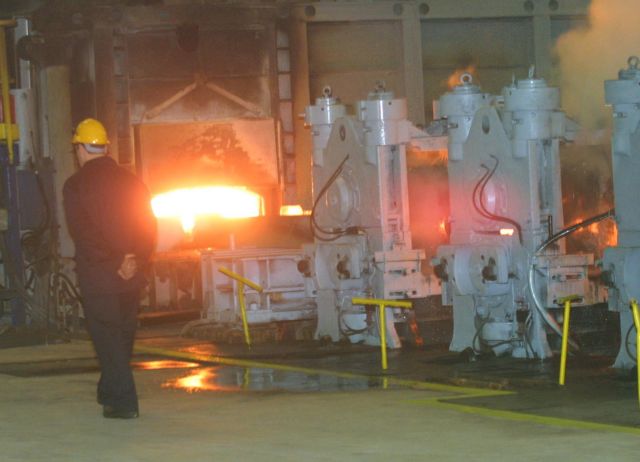 Οριακή αύξηση για τη βιομηχανική παραγωγή τον Ιούνιο