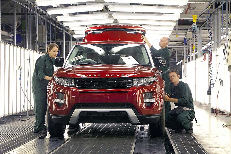 Land Rover: Evoque και Freelander αυξάνουν ρυθμούς παραγωγής
