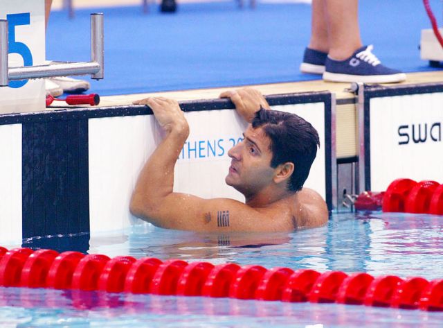 Ο Χρήστος Ταμπαξής σημαιοφόρος της Ελλάδας στην τελετή έναρξης των Παραολυμπιακών