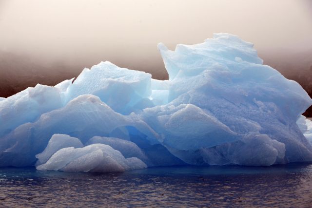 Σε νέο ιστορικό χαμηλό πλησιάζει η έκταση των πάγων στην Αρκτική