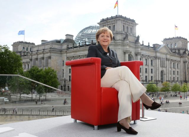 «Να ζυγίζουν τα λόγια τους» για την Ελλάδα ζητά από τους κυβερνητικούς εταίρους η Μέρκελ