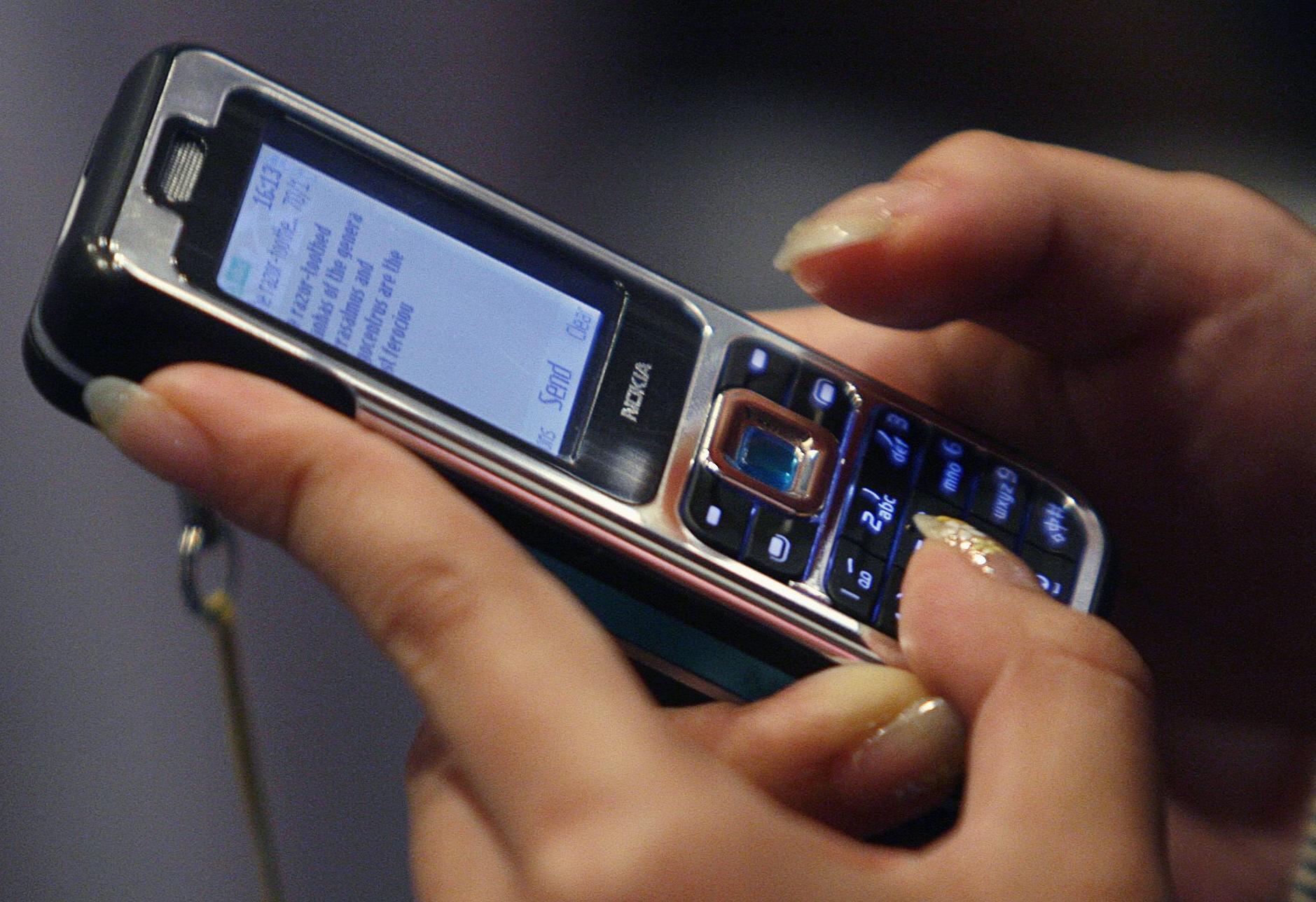 Πενήντα χιλιάδες και πλέον τηλέφωνα παρακολούθησαν η ΕΛ.ΑΣ. και η ΕΥΠ