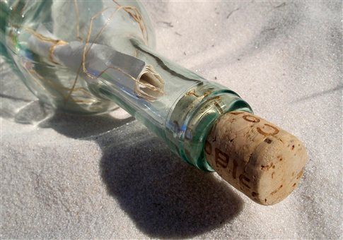 Μήνυμα σε μπουκάλι βρέθηκε μετά από 98 χρόνια στη θάλασσα
