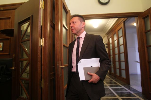 Τα δύσκολα μέτρα των 11,66 δισ. ευρώ στο Υπουργικό Συμβούλιο