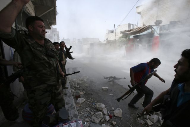 Με «αστραπιαία» απάντηση σε περίπτωση χρήσης χημικών όπλων από τη Συρία απειλεί η Γαλλία