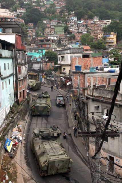 Ταραχές σε φαβέλα στο Ρίο ντε Ζανέιρο μετά από επέμβαση των ειδικών δυνάμεων