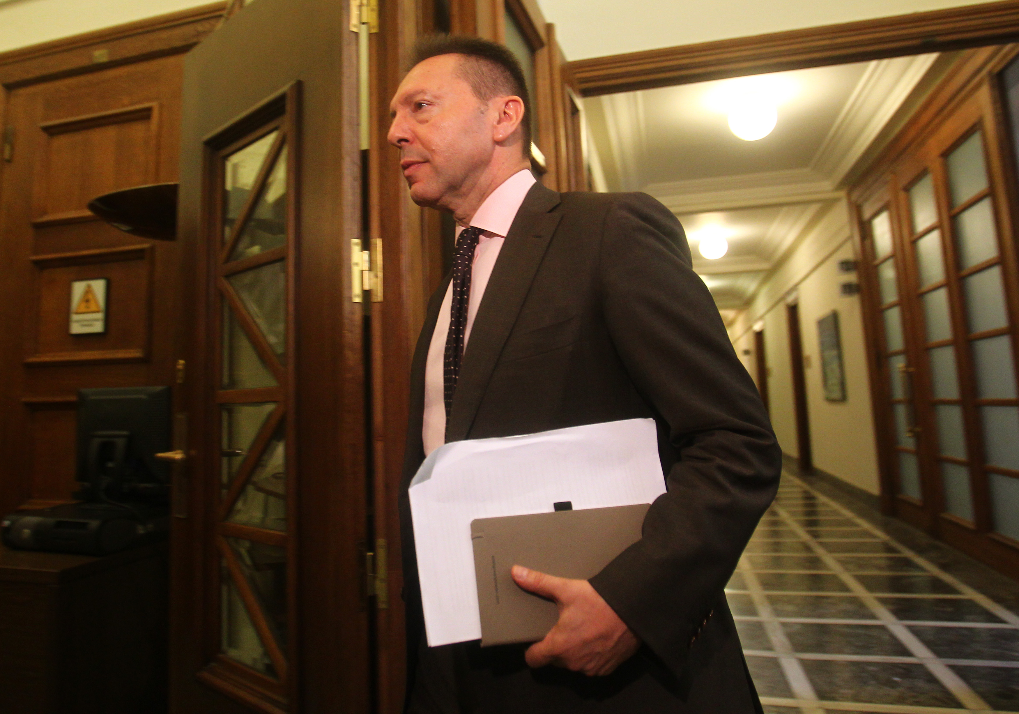 Μεσοσταθμική μείωση 17,5% στις αποδοχές των πανεπιστημιακών