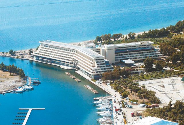 Σε 24ωρες επαναλαμβανόμενες απεργίες από την Πέμπτη οι εργαζόμενοι στο Πόρτο Καρράς