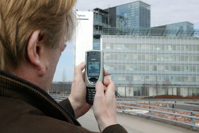 Άθλημα η ρίψη… κινητού τηλεφώνου στην Φινλανδία