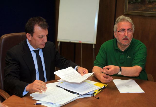 Να απορρίψει τα αιτήματα της τρόικας για τα εργασιακά ζητεί η ΓΣΕΕ από την κυβέρνηση