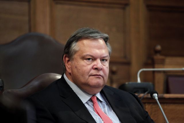 Ρύθμιση δανείων και προσαρμογή των κανόνων του Τειρεσία προτείνει ο Ευ.Βενιζέλος