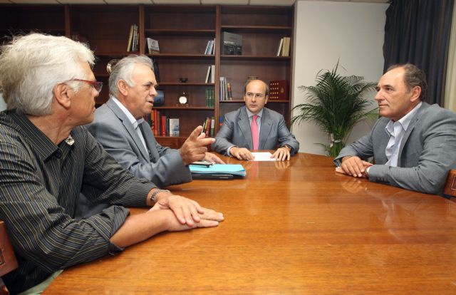 Συνάντηση με εκπροσώπους του ΣΥΡΙΖΑ είχε ο Κωστής Χατζηδάκης