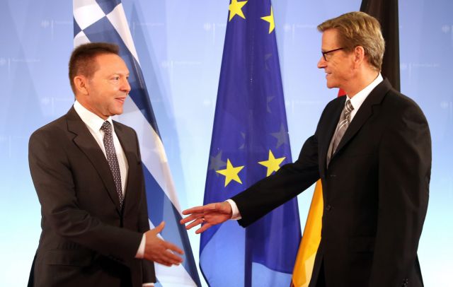 H Ελλάδα τηρεί τις δεσμεύσεις της, το μήνυμα που κομίζει ο Γ.Στουρνάρας στον Β.Σόιμπλε