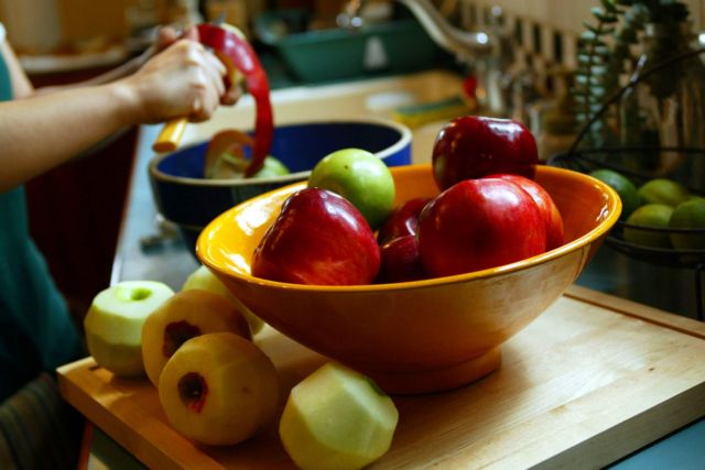 Tα βιολογικά τρόφιμα «λίγο πιο ασφαλή, αλλά όχι πιο θρεπτικά»