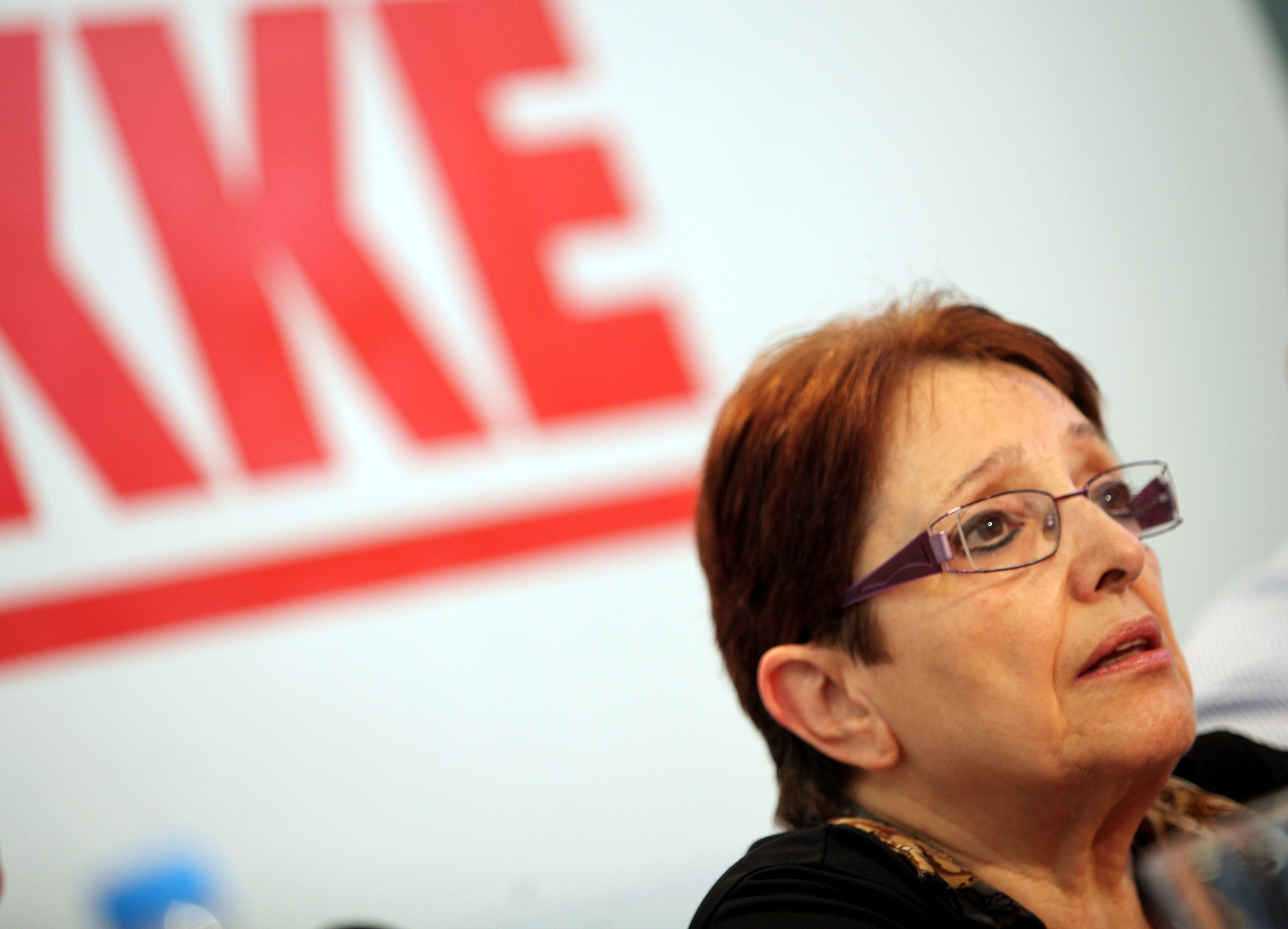 O λαός να αντεπιτεθεί, το μήνυμα της Αλ.Παπαρήγα εν όψει μέτρων