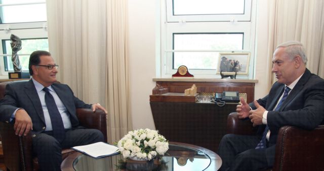 Για αμυντική συνεργασία και ενέργεια συζήτησαν Π.Παναγιωτόπουλος – Μπ.Νετανιάχου