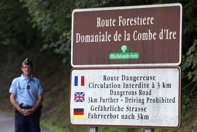 Την εκδοχή χρηματικής αντιδικίας για την τετραπλή δολοφονία εξετάζει η γαλλική αστυνομία