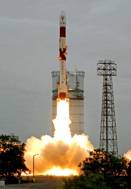 Επιτυχής εκτόξευση στην 100ή διαστημική αποστολή της Ινδίας