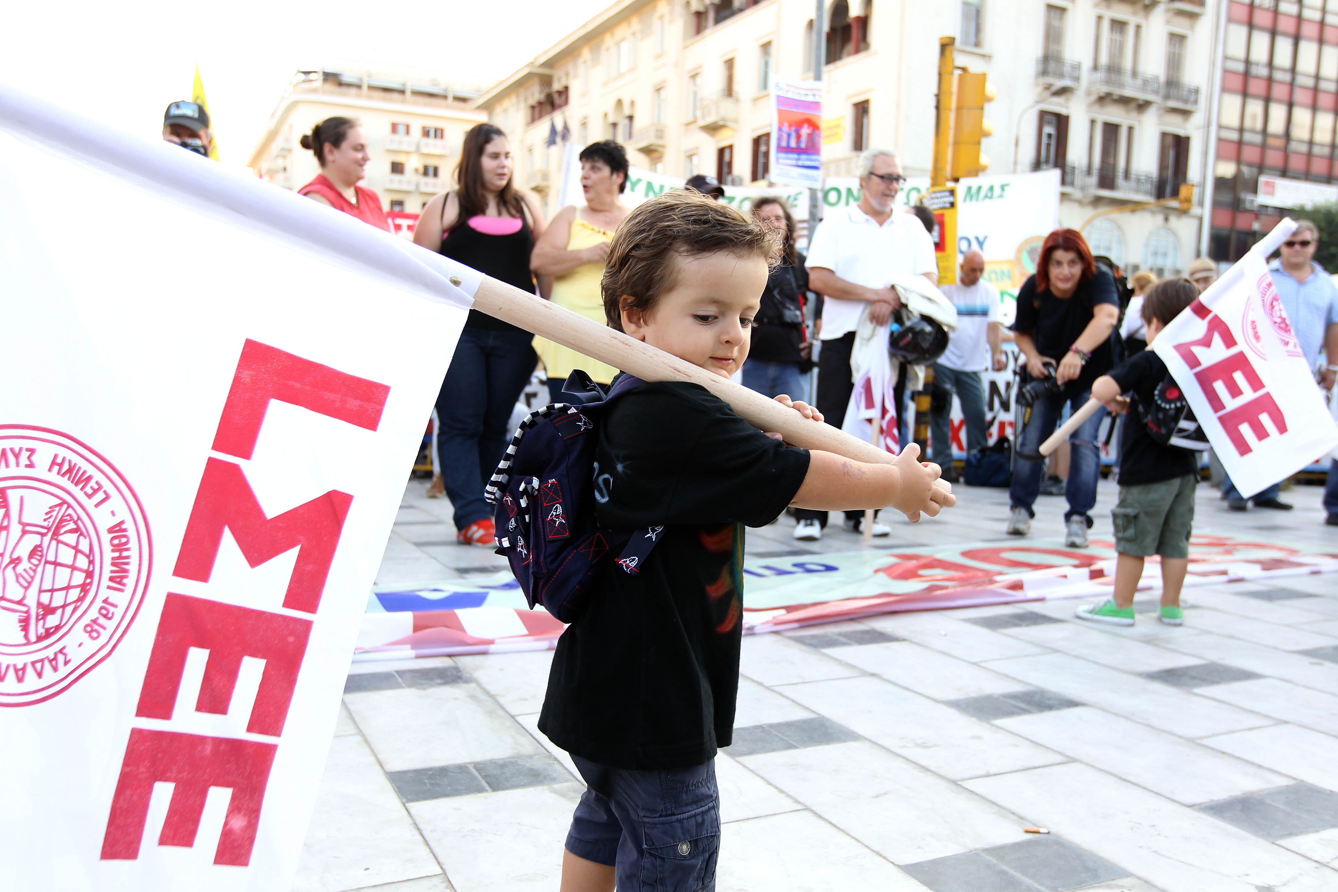 Σε γενική απεργία καλούν ΓΣΕΕ και ΑΔΕΔΥ στις 26 Σεπτεμβρίου