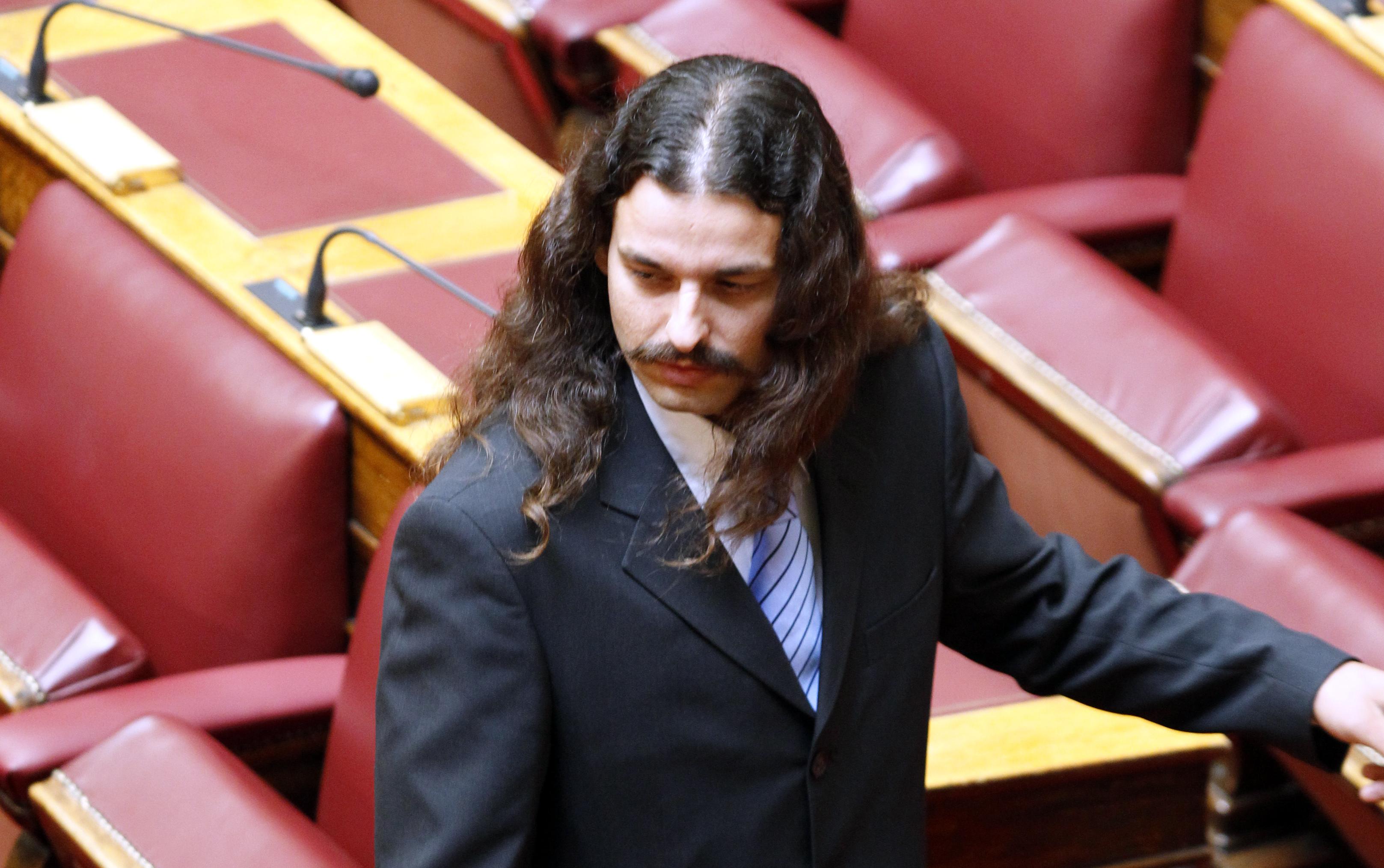 Στη Βουλή η δικογραφία του Κ.Μπαρμπαρούση της ΧΑ για τα επεισόδια στο Μεσολόγγι