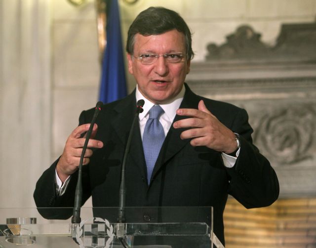 Επιζήμια για την ευρωζώνη η Grexit, λέει ο Μπαρόζο και ζητά άμεση υιοθέτηση των μέτρων