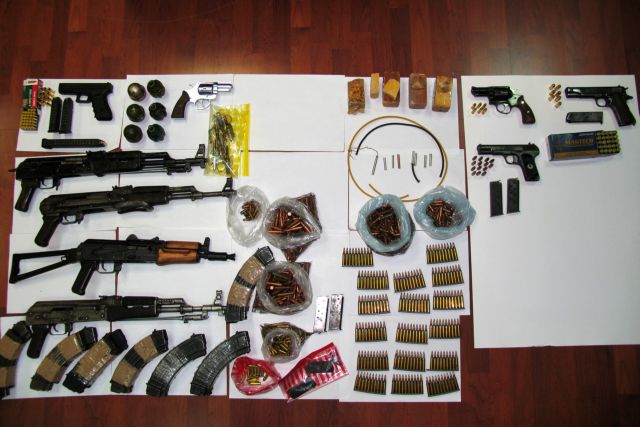 Πρώην δημοτικός αστυνομικός ο «εγκέφαλος» της συμμορίας με τα καλάσνικοφ