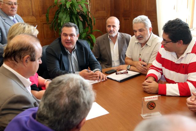 Να μείνουν εκτός τρόικας οι δαπάνες για Παιδεία και Υγεία, ζητά ο Πάνος Καμμένος