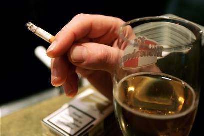 Τσιγάρο και αλκοόλ ενοχοποιούνται για καρκίνο του παγκρέατος