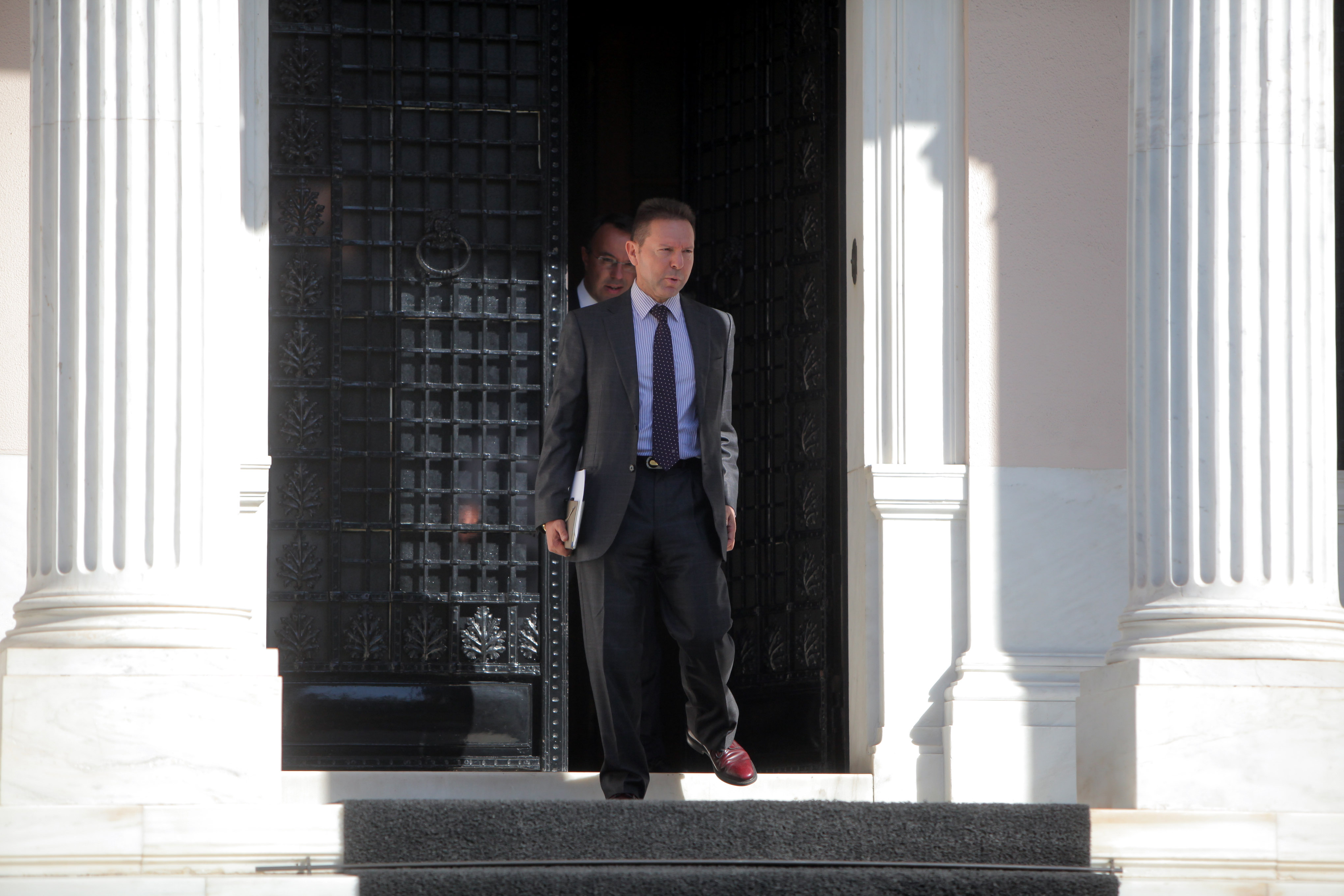 Πρόταση για «κεφαλικό φόρο» σε εκμισθωτές ακινήτων και ελεύθερους επαγγελματίες