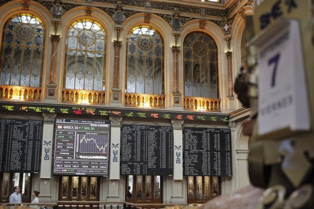 Οριακές διακυμάνσεις στη Νέα Υόρκη, ανοδικά η Ευρώπη την Παρασκευή